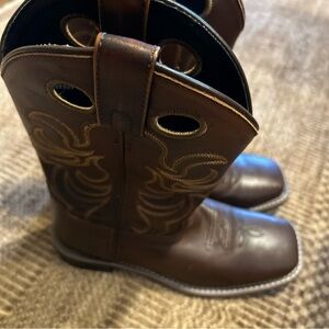 SMOKEY MOUNTAIN Boys Western Boots Style 3722Y Size 3.5 Brown